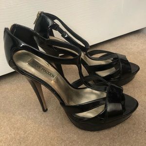 Black Steve Madden 7.5 heels